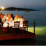 Hotel Velena *